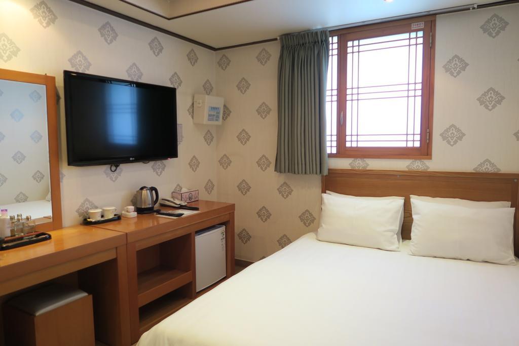 Gs Hotel Jongno Сеул Экстерьер фото
