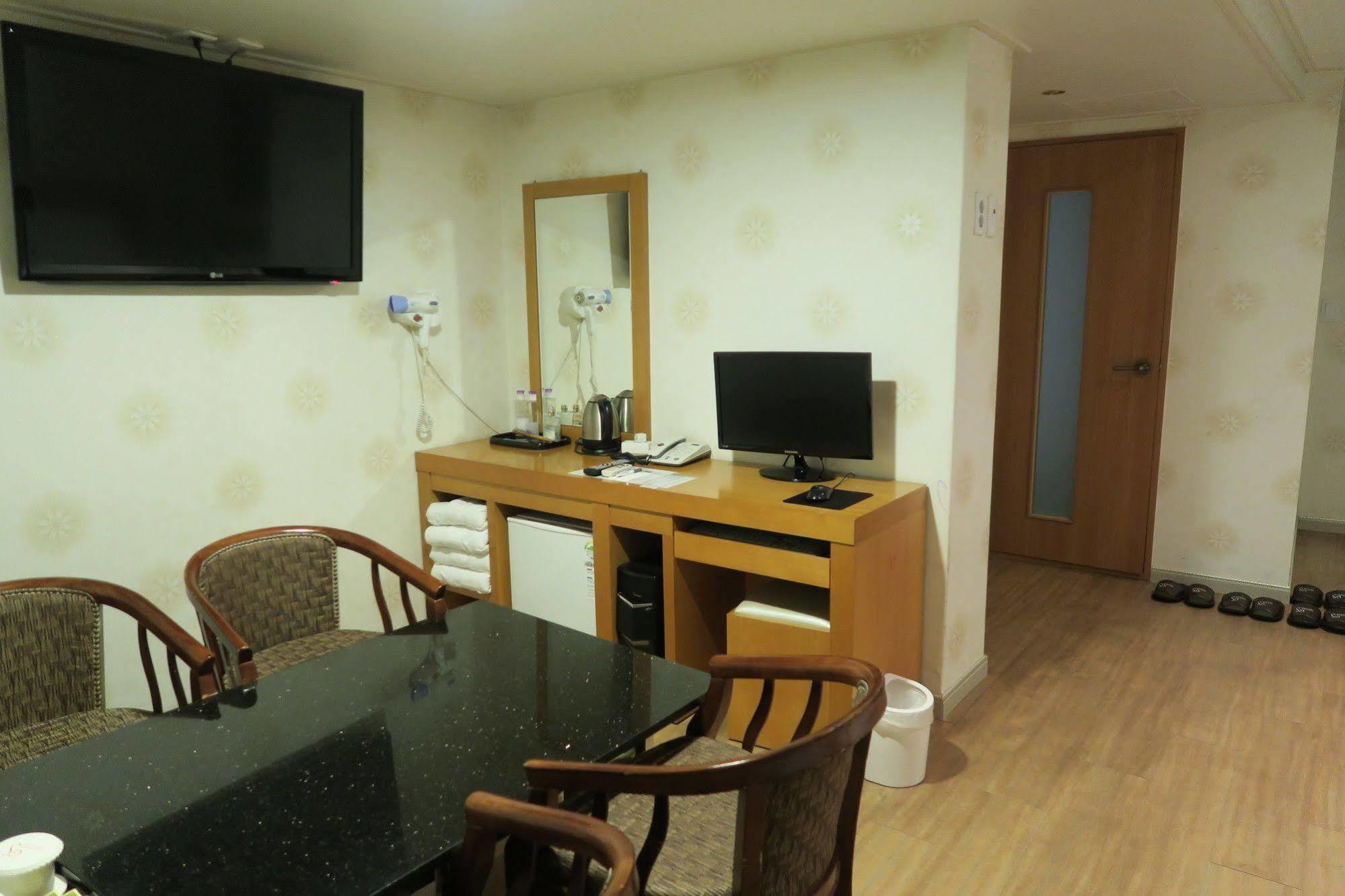 Gs Hotel Jongno Сеул Экстерьер фото
